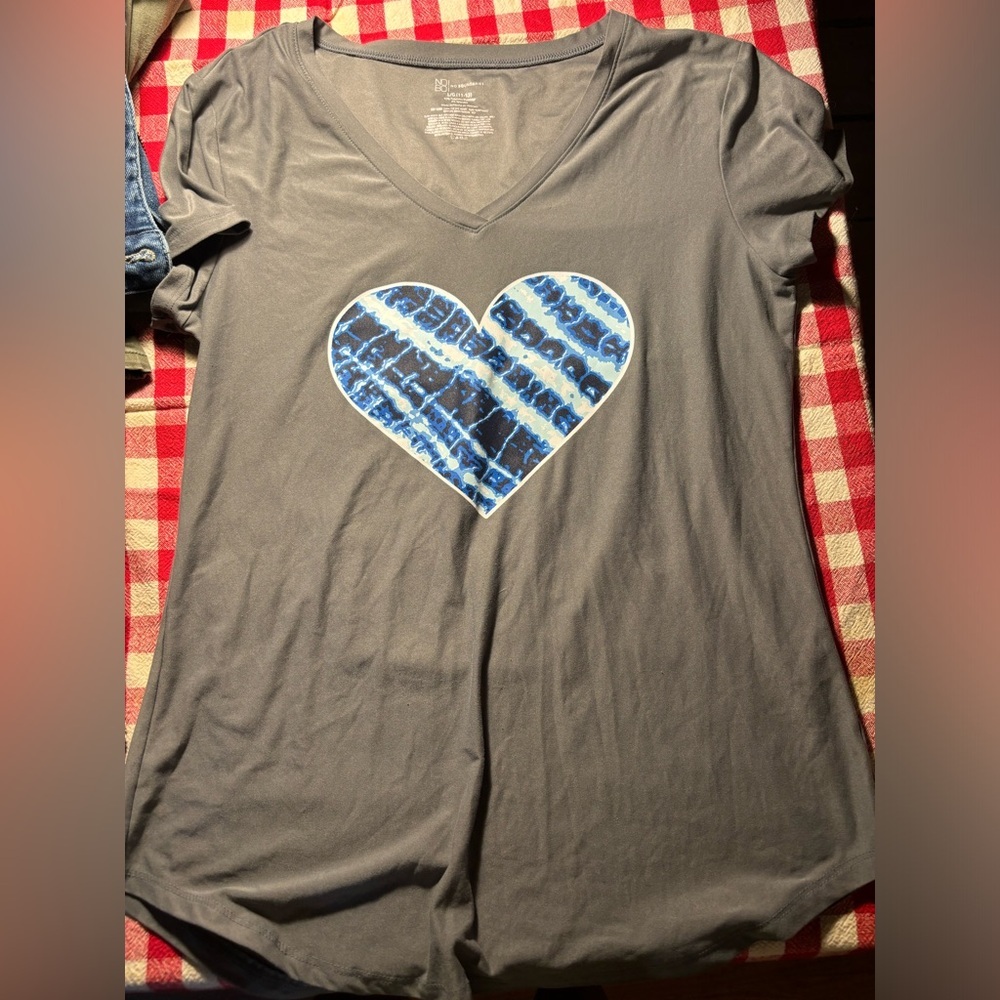 3 FOR 25 Woman’s t-shirt